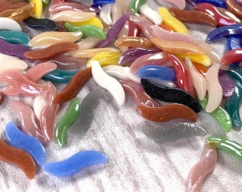 200 pcs porcelain glass twist cabochons, ~14x4mm tiny opaque pearlized glass waves, assorted colors flat back undrilled cabs (B0080)