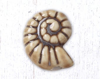 10 porcelain spiral sea shell beads, 16.5x20mm glazed ceramic w/ 3mm hole, marine life beads for jewelry (C0146)