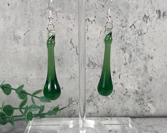 Green glass raindrop earrings, pretty glass teardrop dangle earrings, minimalistic water droplet jewelry glass anniversary gift for wife
