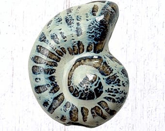 4 porcelain spiral sea shell beads, large 38.5x31mm glazed ceramic w/ 3mm hole, marine life beads for crafts (C0121)