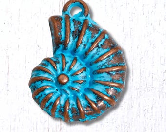 20 antique copper nautilus shell charms, 20.5x15 mm sea shell pendant, alloy with blue patina for coastal jewelry (G0227)