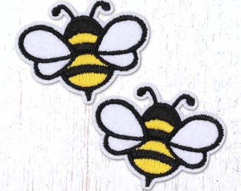 Bumble bee patch, 2 pcs, 36x46mm/1.4x1.8" sew-on honey bee embroidered appliques, embellishments for clothing