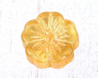 20 pcs glass hibiscus flower beads, golden yellow with gold wash, 14mm boho floral beads for jewelry, Hawaiian flower