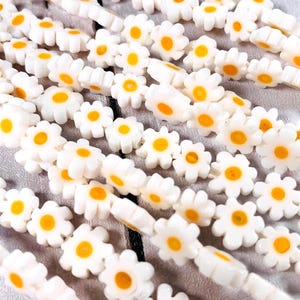 Glass daisy beads, white and yellow millefiori flower beads for necklaces earrings, nature inspired flower shaped glass beads, 6-8 mm 48 pcs