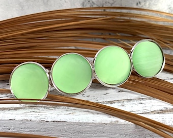 Sea glass french clip hair barrette, beachy hair accessories, ocean wedding bridesmaid accessories, ocean lover gift for wife, fun hair clip