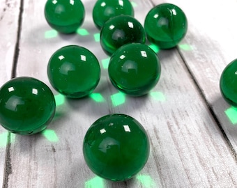 Green 25 mm marbles, 1 inch transparent undrilled glass beads, marbles for games, marble shooters, glass orbs with visible blemishes, 10 pcs