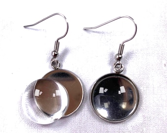 Earring blanks, 20 sets round trays with glass cabochons and ear wires, DIY jewelry supplies, glass earrings, stainless steel, 18mm or 10mm