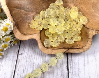 Glass sunflower beads for crafts, yellow flower beads for jewelry making, sunflower beads for bracelets, flowerhead bulk beads, 15mm, 50 pcs