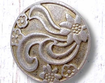 Metal floral buttons, 10 pcs, 19mm antique matte pewter round with flower and scrolls, shank button for leather jewelry, sewing