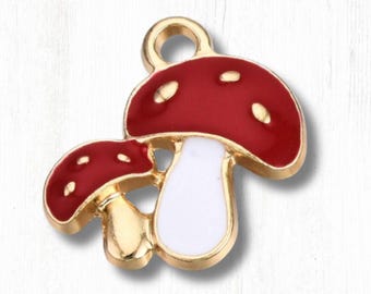 Mushroom charm, 10 pcs, 19.5x18.5mm alloy red toadstool charm with enamel and golden finish, for boho cottagecore jewelry and crafts