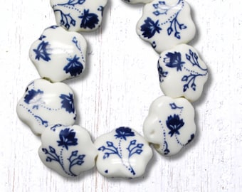 Porcelain flower beads with flower print, 10 pcs, 14.5x14mm white flower shape with chinoiserie-style blue florals, 2.5mm hole (C0125)