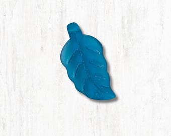 Sea glass style leaf charms, 5 pcs, 32x16.5mm cultured sea glass charms for earrings, nature inspired glass pendants, CLOSEOUT