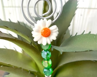 Set of 3 daisy mini plant stakes, daisy plant companion for succulents, cheerful gift for flower lovers, bouquet accessory, basket stuffers