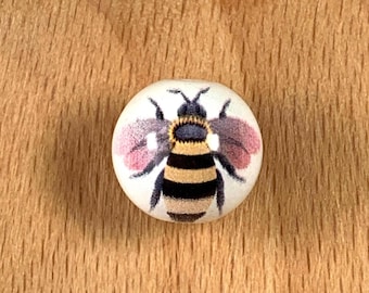 Honeybee printed round glass beads for springtime jewelry, white with yellow and black stripe bumble bees, 12mm, 1.4mm hole, 10 pcs (A0043)