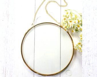 Round hanging floating frame for pressed flowers, 7.8" circle double pane glass frame, gold brass frame for DIY signs and decor