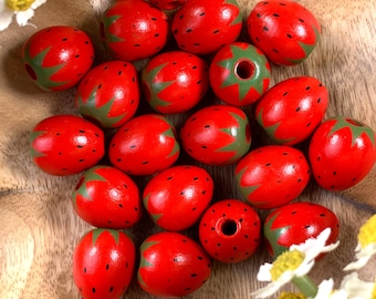 20 wood strawberry beads, red painted wood beads 20x17.5mm with large 4.5mm hole for DIY beadable crafts, garlands, trays, jewelry making