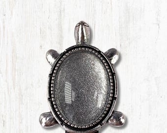 Clip bookmarks with turtle, 5 bookmark trays with glass cabs, turtle or ocean theme party favors, crafting blanks for craft nights (B0093)