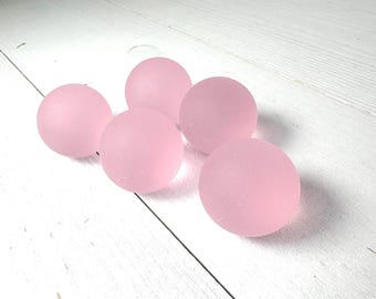 Pink sea glass style marbles, 5 pc, approx. 28mm solid glass spheres, tumbled sea glass style orbs, frosted glass coastal decor (I0261)