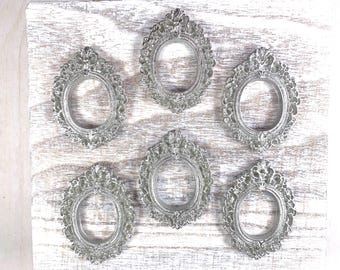 Set of 6 mini oval frames for crafts, silver or white ornate resin frames for mini art, dollhouse miniatures for art approx. 1.4x1.9"