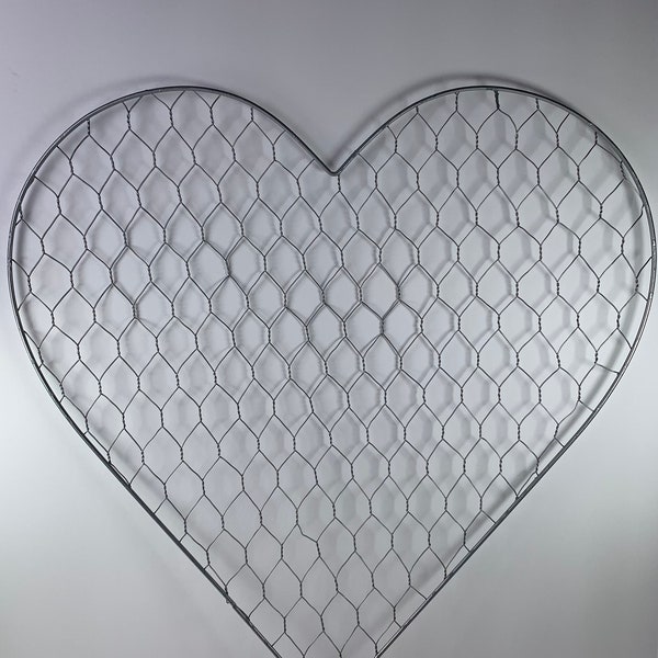 3 heart shaped chicken wire frames for DIY beaded sun catcher, heart wreath for flower arrangement, farmhouse craft supplies bundle and save