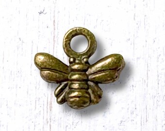 Mini bee charms, 50 pcs, antique bronze 10.8x9.7mm tiny honeybee charms with loop for garden themed jewelry (L0304)