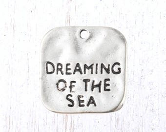 20 "dreaming of the sea" charms, 18.5x18 mm square antique silver charms for keychains and jewelry (G0224)