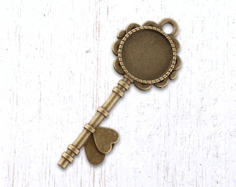 5 key pendant blanks, antique bronze cabochon trays, 73mm long with 20mm round bezel, for DIY gifts