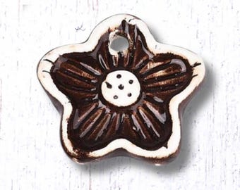 Porcelain flower pendant, 1 pc, 48x46mm, rustic boho hand painted 5-petal flower charm for nature themed jewelry and crafts