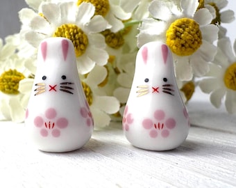 Porcelain bunny beads, 2 pcs, 21x13.5 mm pink and white rabbit beads for beading crafts and jewelry, 1.6mm hole (C0125)