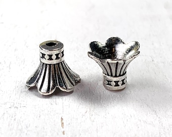 20 pcs antique silver flower bead caps, scalloped edge bead toppers, Tibetan-style floral bead embellishments, 9x12mm, 2mm hole (M0330/4)