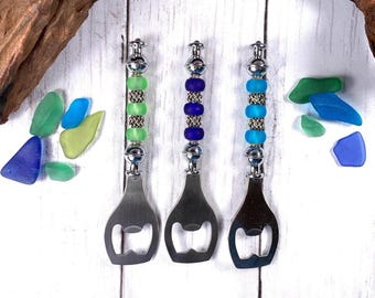 Sea glass bottle opener, glass beaded coastal kitchen barware gifts, unique practical gift for ocean lover, beachy wedding groomsmen gifts