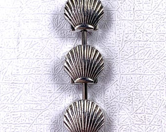 Metal scallop shell spacer beads for bracelets, ocean theme shell shaped alloy beads for jewelry, antique silver 8x8 mm, 1.7mm hole, 20 pcs