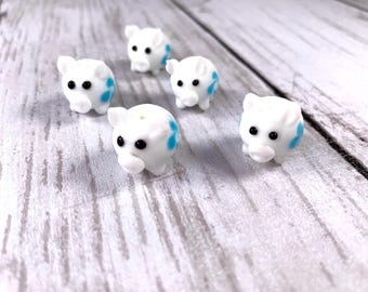 Glass pig beads lampwork focal beads, 5 pcs white pig with blue floral detail, ~16mm with 2.5mm hole, animal beads for crafts (A0030)