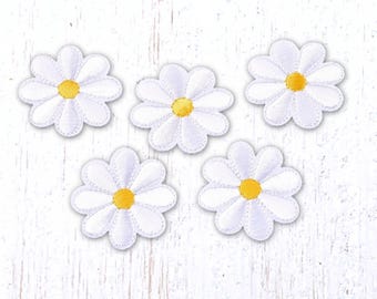 Daisy flower patch, 5 pcs, 40mm/1.5" iron-on embroidered appliques, embellishments for clothing