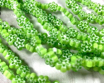 Green glass daisy beads, approx. 50 pcs, 6-8 mm green millefiori flower-shaped beads for jewelry making, earrings, bracelets (A0022)