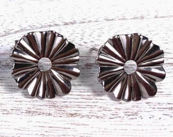 Flower earring findings, 3 pair, 17.5mm silver tone flower with vertical loop, stainless steel floral stud earring base with backs