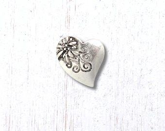 Metal heart buttons, 10 pcs, 19.5x16.5mm silver heart with floral scroll, shank button for clasps, leather work, sewing, button art