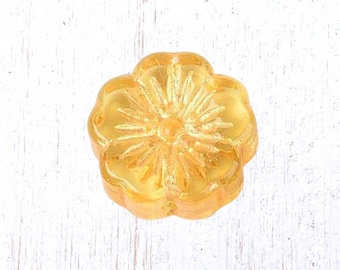 20 pcs glass hibiscus flower beads, golden yellow with gold wash, 14mm boho floral beads for jewelry, Hawaiian flower (A0004)