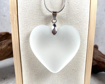Sea glass heart necklace, beachy glass jewelry, ocean themed wedding jewelry for bridesmaid, oversized puffy heart necklace, unique necklace