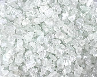 Crushed glass for crafts, white irregular broken glass for resin projects, 3-6 mm glittery glass frit for Turkish lamps mosaic projects 4 oz