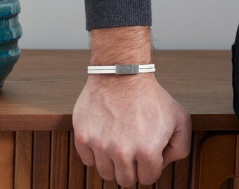 Pulsera de cuero personalizada para hombre, pulsera de cuero blanco, pulsera con nombre grabado, regalo del Día del Padre para hombre, esposo, papá, joyería para hombre