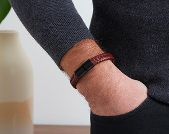 Pulsera de hombre, cuero trenzado, pulsera de cuero marrón, personalizada, grabado, hebilla negra, regalo para hombre, joyería para hombre, idea de regalo para papá