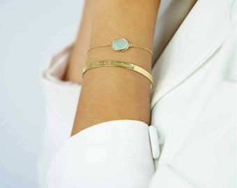 Personalized simple gold-plated bangle bracelet, engraved jewelry for sister mom best friend, Mother's Day gift