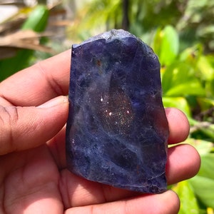 NATURAL IOLITESUNSTONE