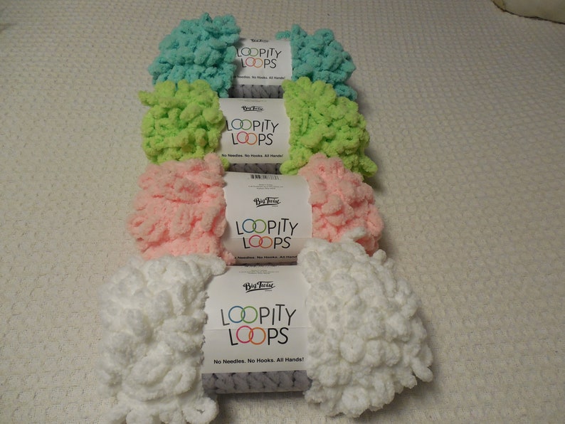 Big Twist Loopity Loops Finger Knit Loop Yarn New Skein White Etsy