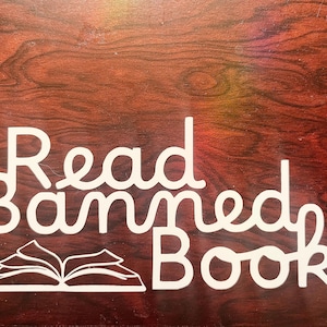 Read Banned Books 5.5 in decal