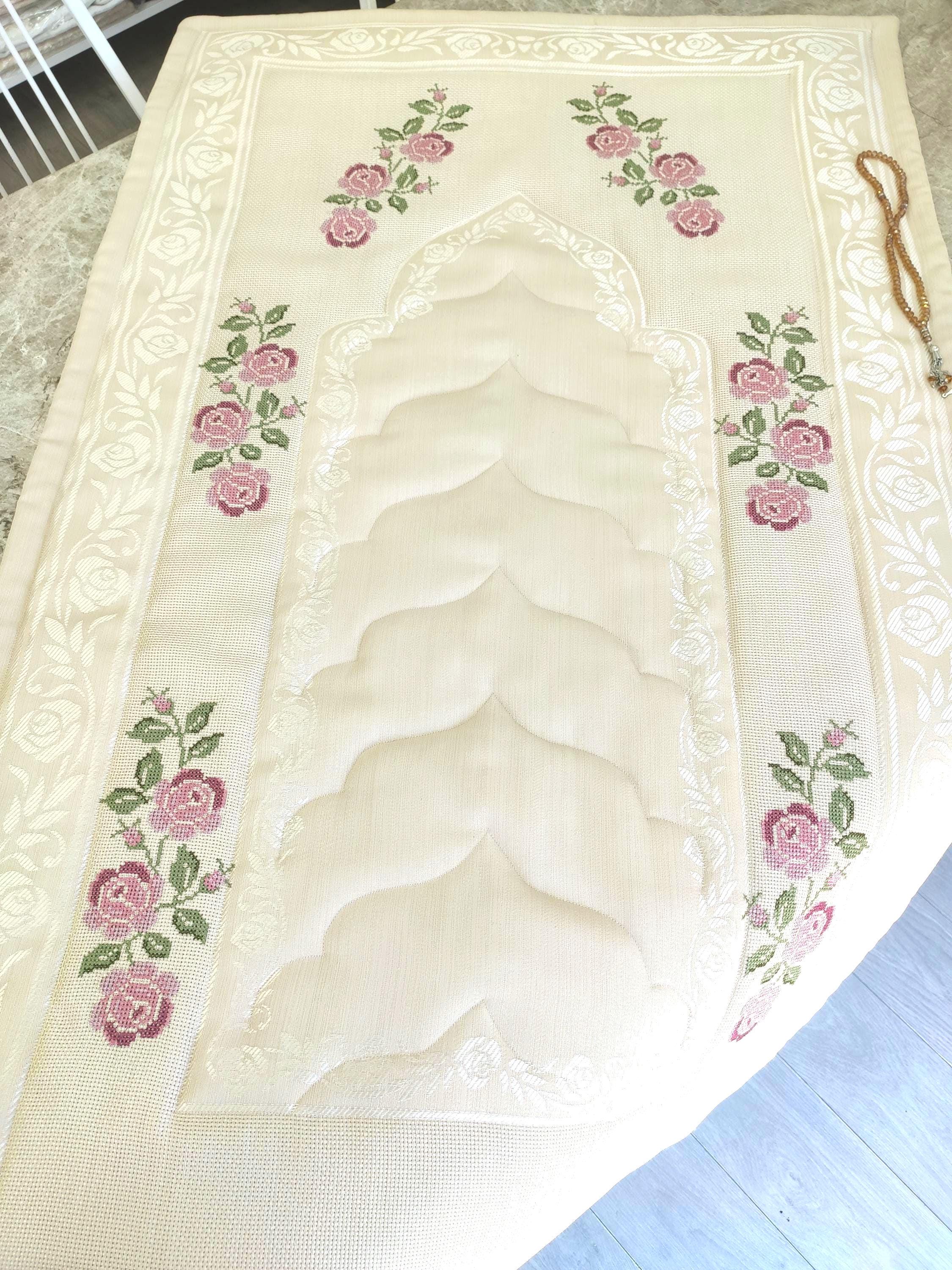 Soft Padded Islamic Rug, With Elegant Cross-stitched Rose Design,müslim ...