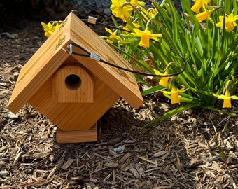 Cedar Wren House, Hanging Wren House, Birdhouse, Small bird house, Gift, Easter gift, Mother's Day gift, bird lover gift