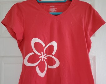 Short Sleeved Coral Red Hand Painted T-Shirt with Hawaiian Style Frangipani Flower Design