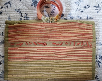 Bolso único de greens y rojos